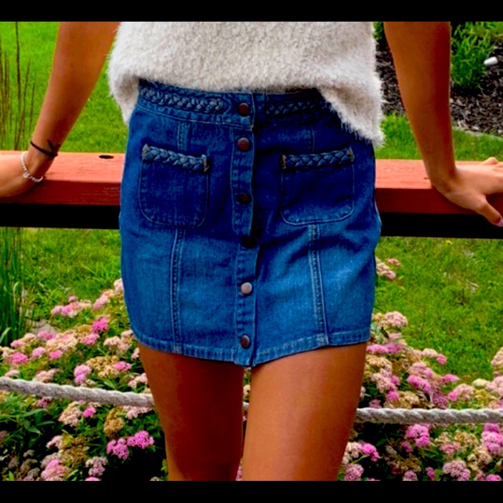 Denim skirt